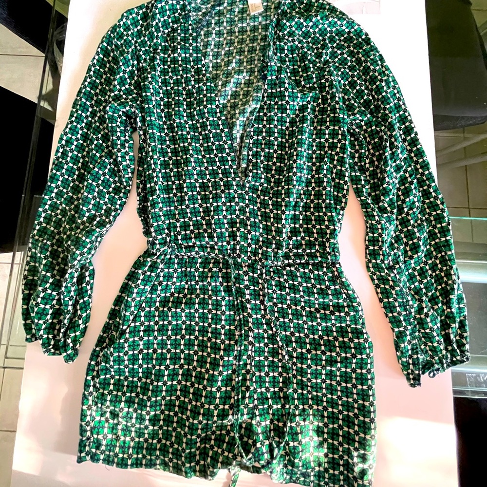 Super cute H&M ROMPER